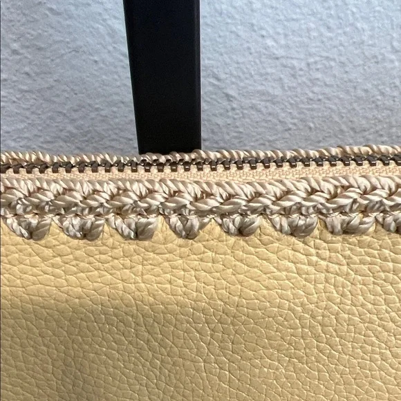 The Sak | Leather Wristlet Clutch ✨ - Picture 5 of 14